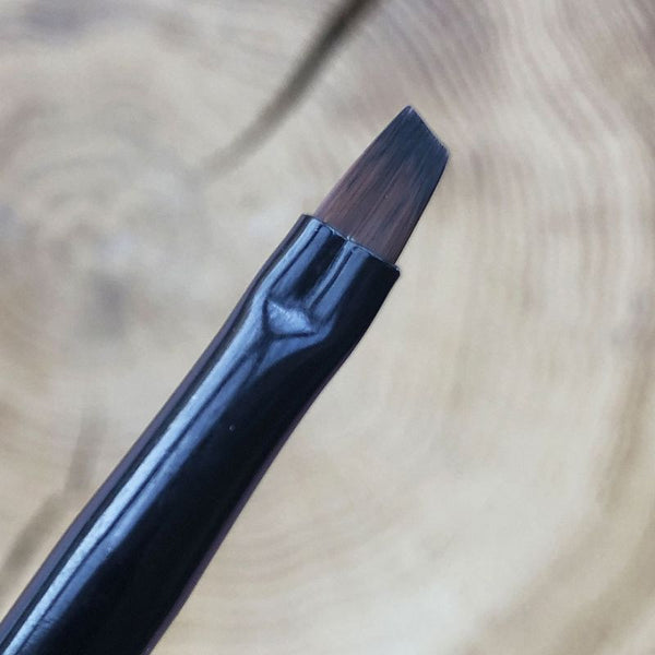 SAGA GEL BRUSH 1, скошенная для дизайна