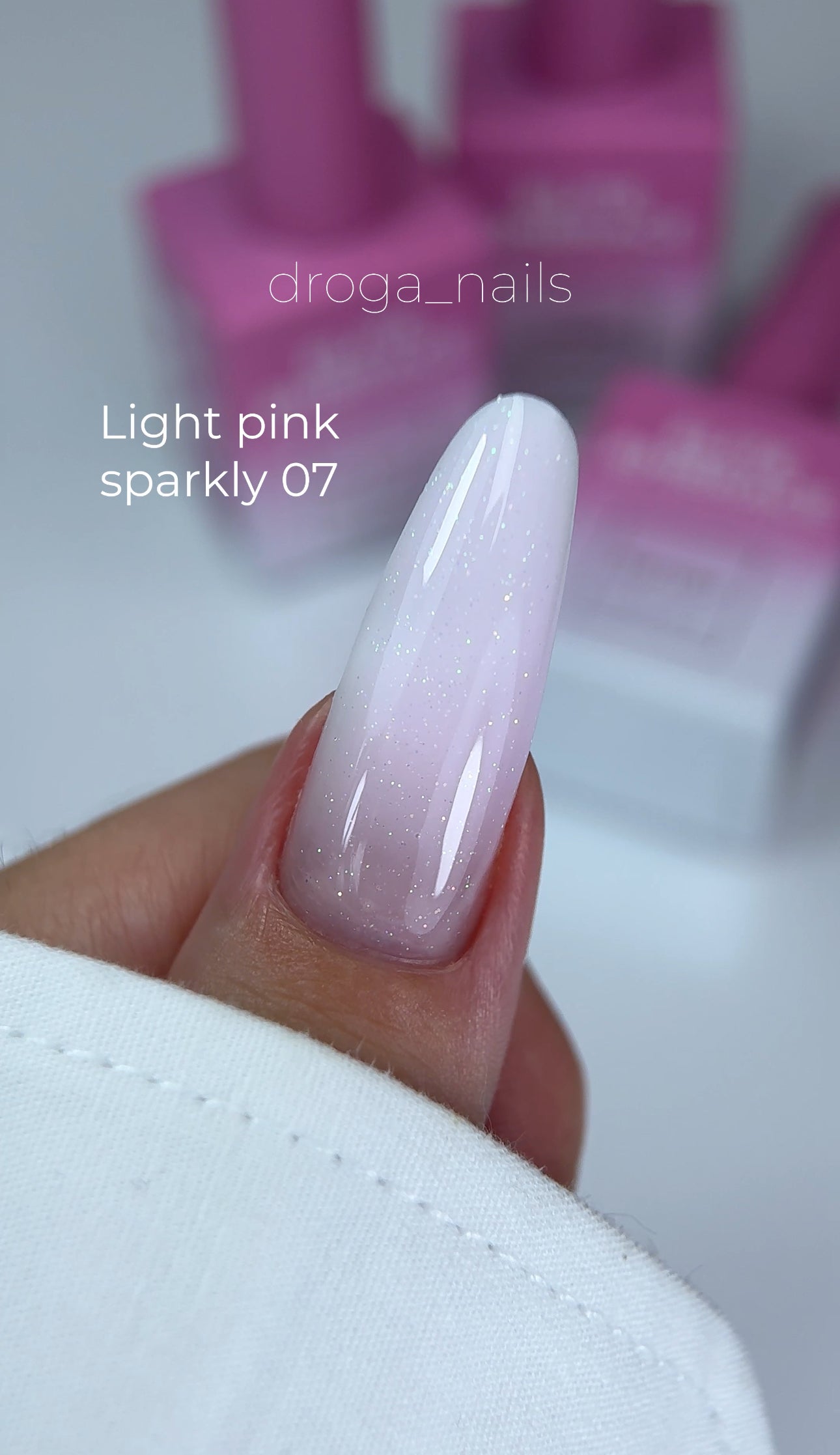 ELITE EMBRACE Professional Top Coat 07 Light Pink Sparkly 15ml ETLPS0715