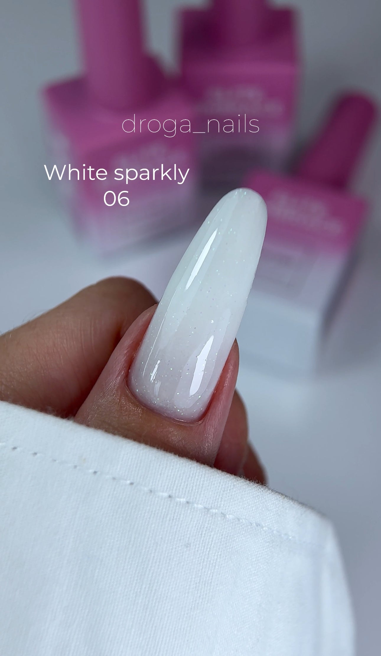 ELITE EMBRACE Professional Top Coat 06 White Sparkly 15ml ETWS0615