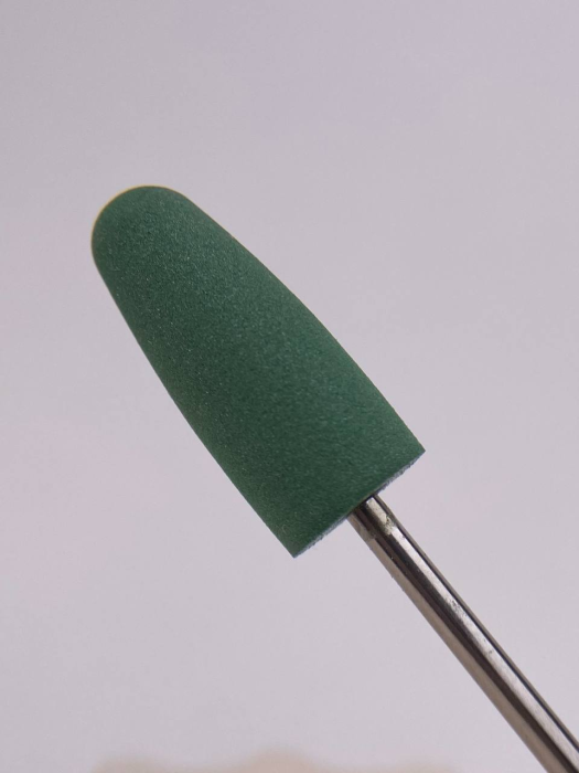THE DARK 303 POLISHER IS LARGE Article : p303