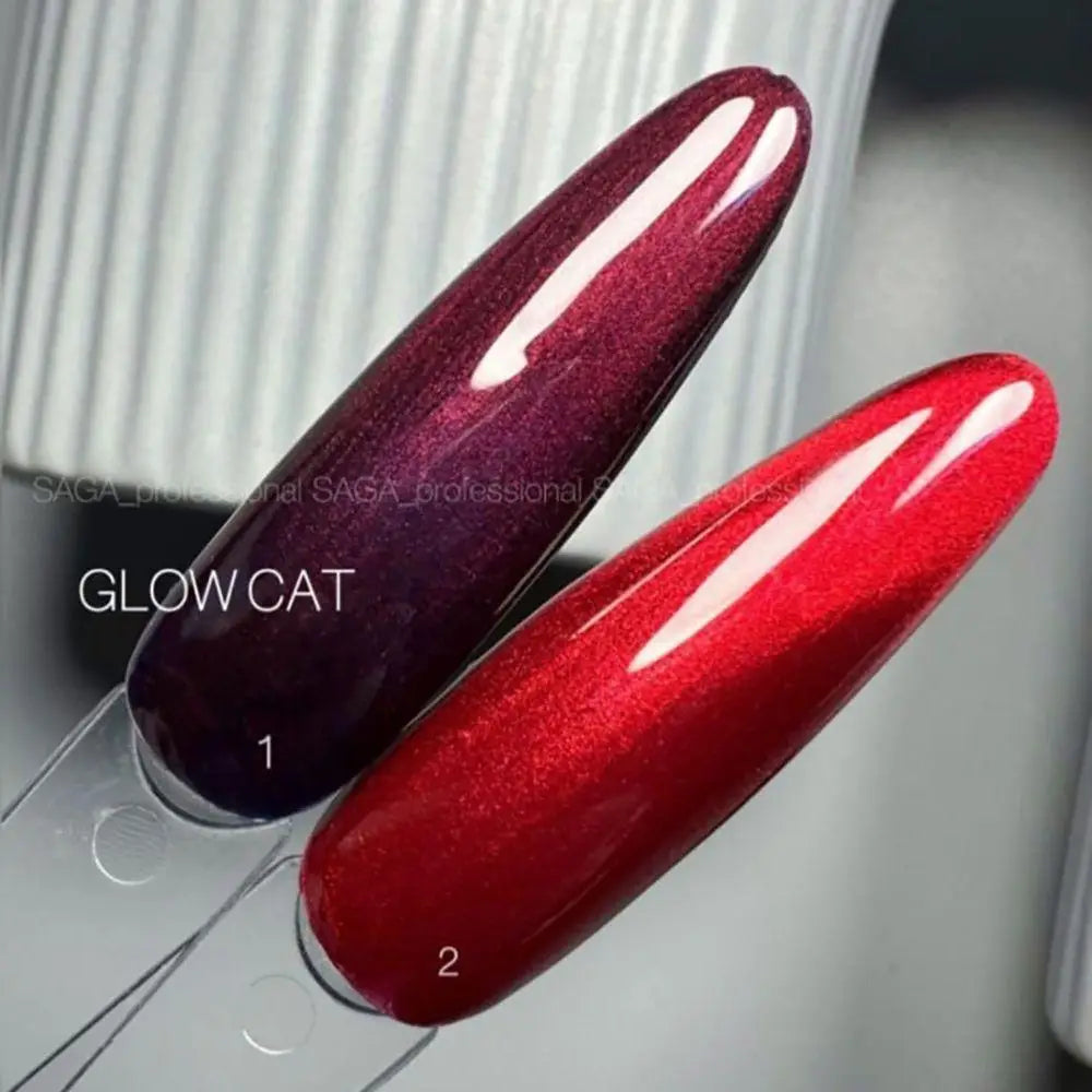 Cat eye gel polish Saga Professional Glow Cat No. 02, 9 ml