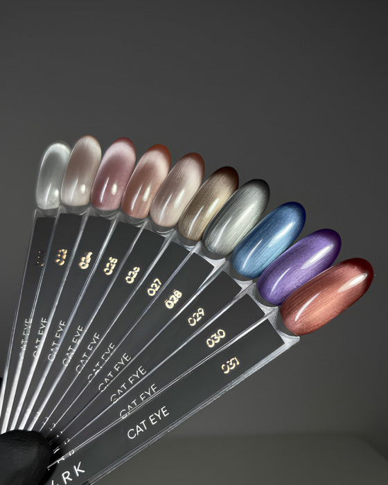 Dark gel polish Cat Eye 23, 10 ml