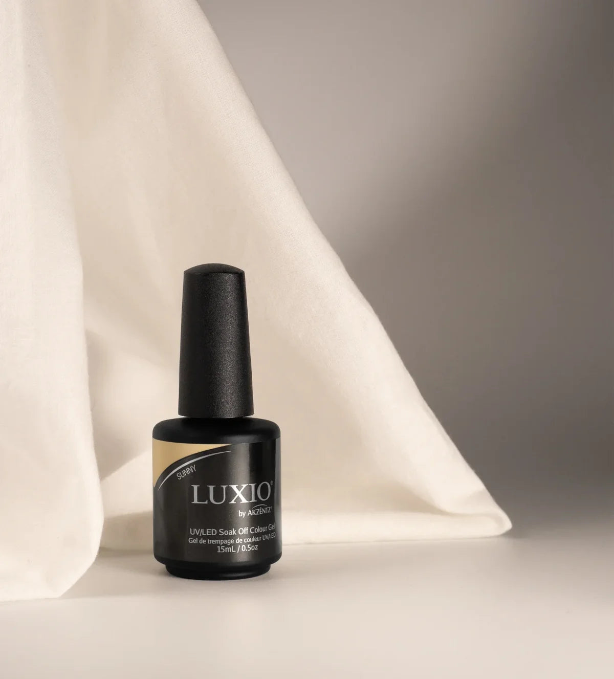 LUXIO SUNNY Soak Off Gel New color!