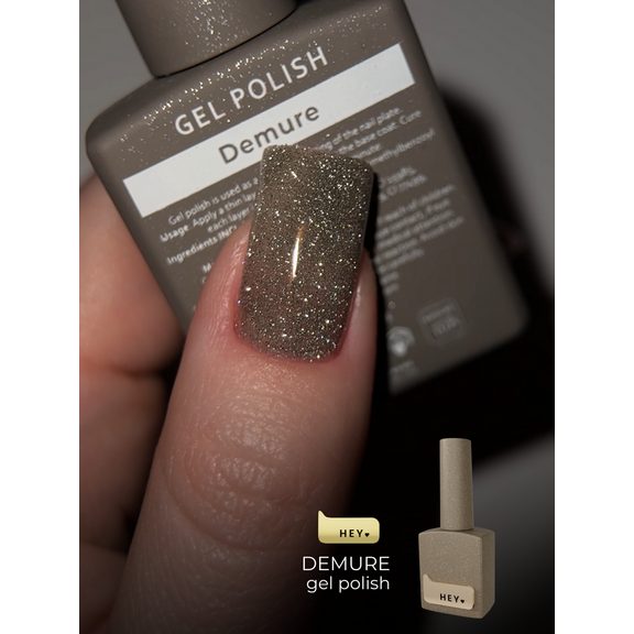 HEYLOVE. REFLECTIVE GEL POLISH, DEMURE, 15 ML HL-GP15-008