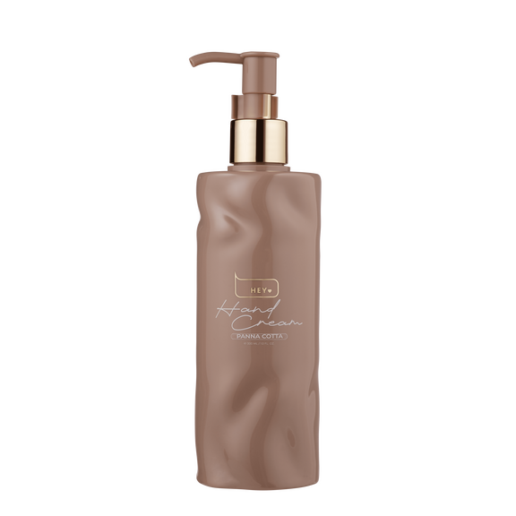 HEYLOVE. HAND CREAM, PANNA COTTA, 300 ML. HAND CREAM WITH SNAIL EXTRACT