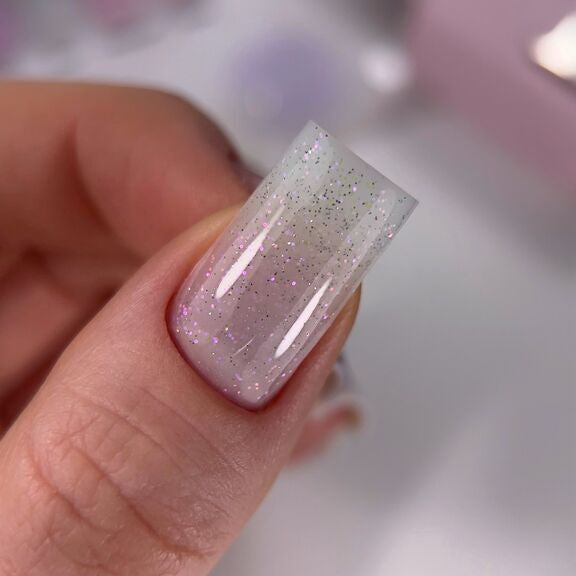 HEYLOVE Smart Gel DEW, 15 ml — Builder Gel in a Bottle with Shimmer