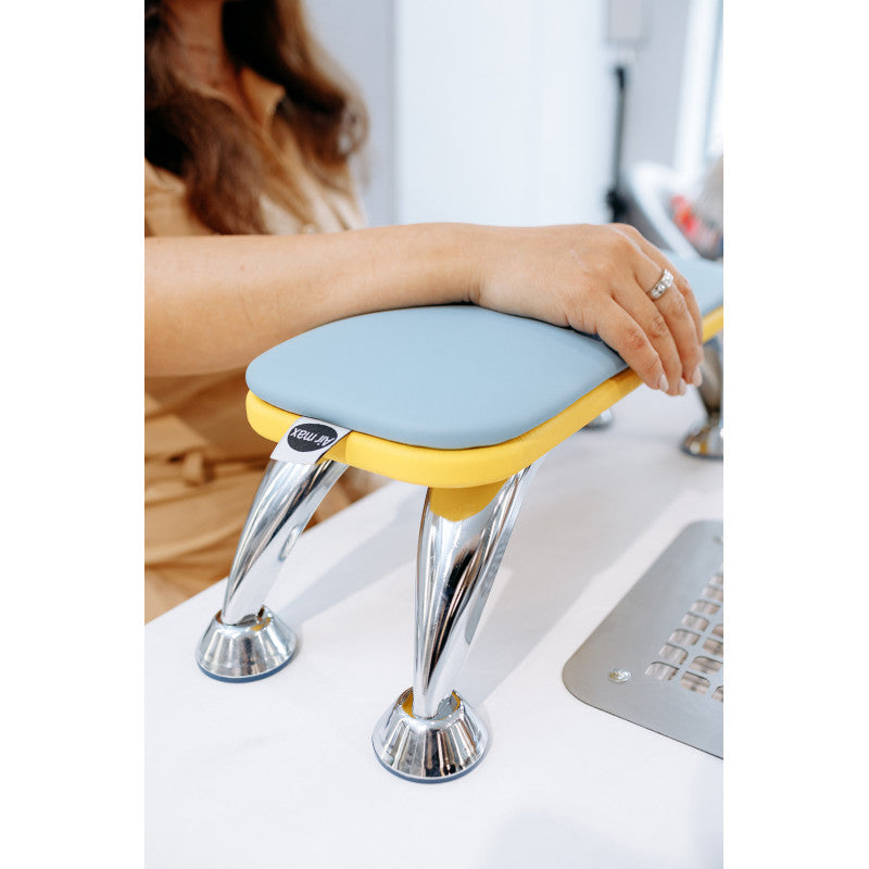 MANICURE STAND AIR MAX №5 -UA yellow blue (eco leather on silver legs)