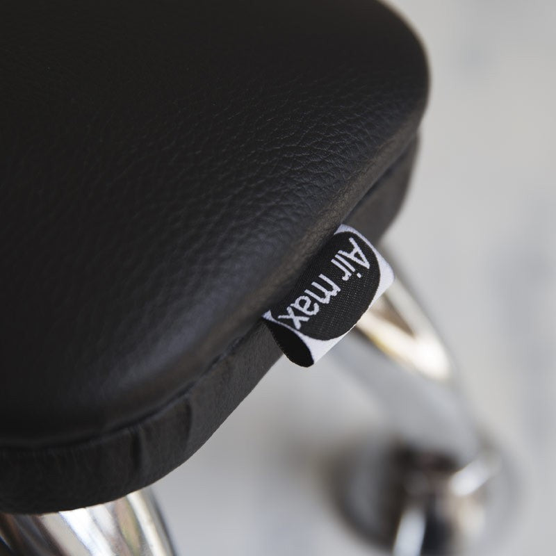 MANICURE STAND AIR MAX №2 -black (eco leather on silver legs)
