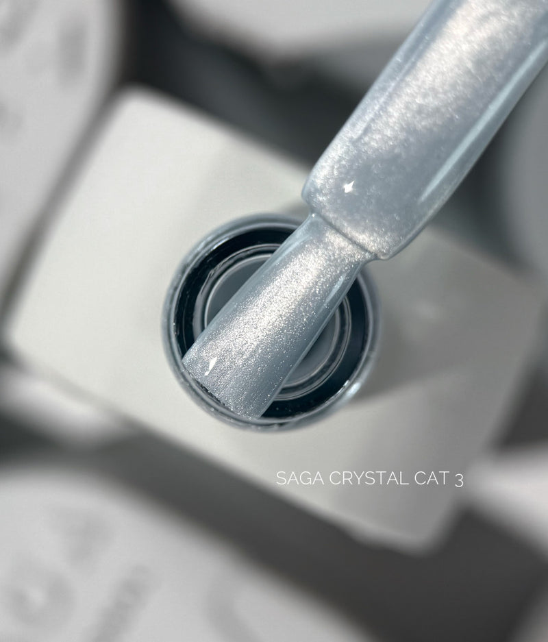 Saga Professional Crystal Cat No. 03 Cat eye gel polish, 10 ml